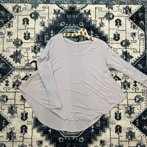 Lululemon long sleeved shirt